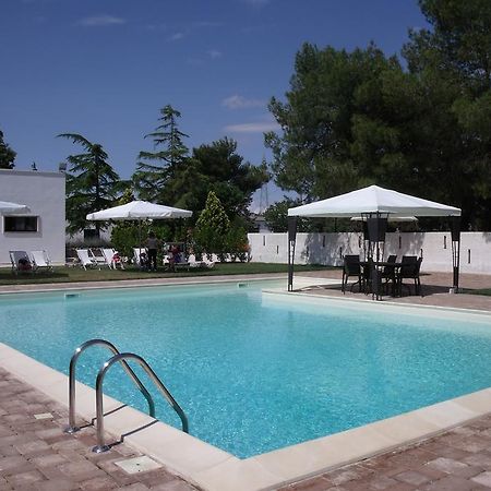 La Ferula Bed&Pool Villa Santeramo in Colle Exterior photo