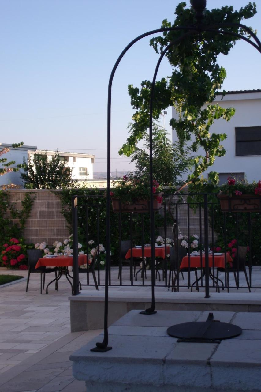La Ferula Bed&Pool Villa Santeramo in Colle Exterior photo